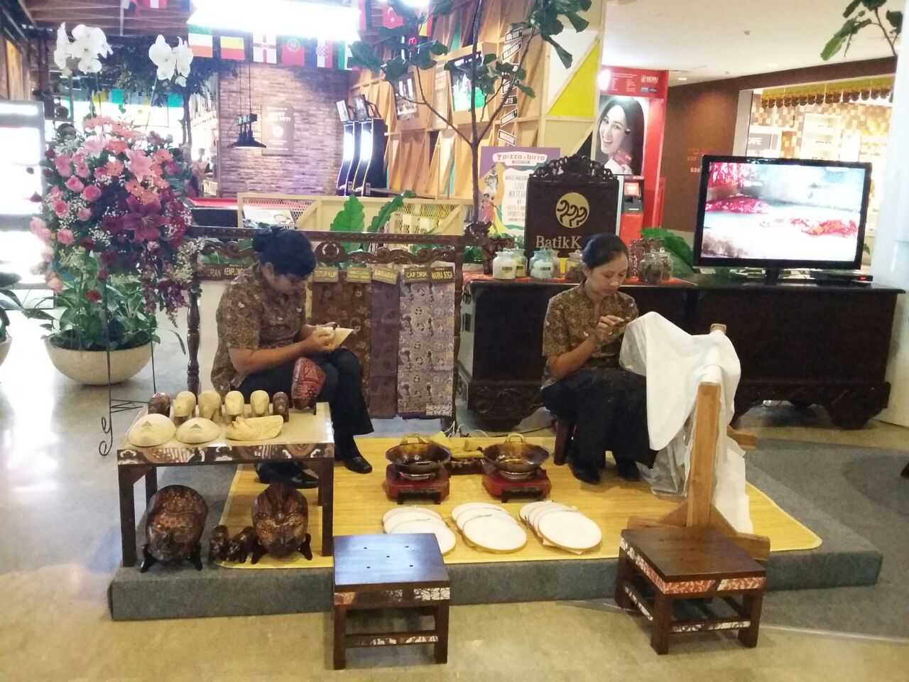 BATIK  KERIS  Tunjungan Plaza  Surabaya Indonesia 